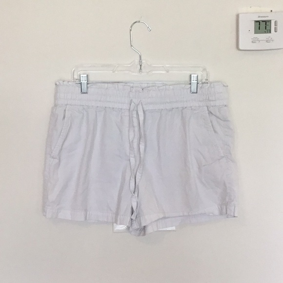 Ann Taylor LOFT white drawstring shorts - Picture 1 of 4